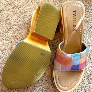 Two lips women’s heels